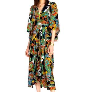 Johnny Was
Multicolor Jade Silk Gardenia Floral Midi Dress